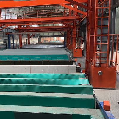 Bon prix 8000*largeur*3500 réservoirs taille interne ligne de production d'anodisation pour l'aluminium 6061 à 6063 En ligne