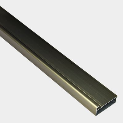 Bon prix 900T/M ligne de production de profilés d'aluminium anodisant le chlorure noir en ligne