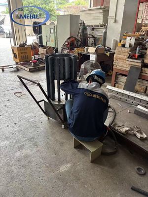 Bon prix Le collecteur de luminaires pour la ligne d'anodisation fabriqué par la société MEI-AL en ligne