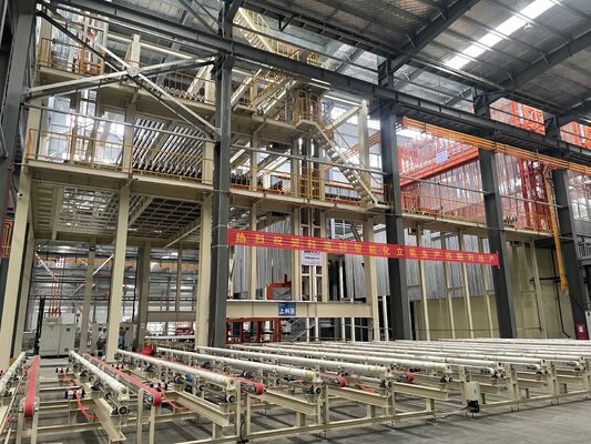 Bon prix 450 TPM ligne verticale d'anodisation et de coloration électrolytique. en ligne
